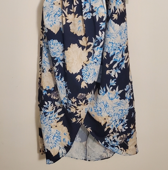 Chelsea28 XS BNWT Sleeveless Faux Wrap Dress - Picture 5 of 6